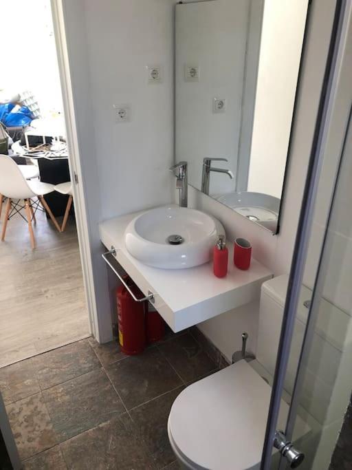La Carihuela Apartamento Torremolinos Eksteriør billede
